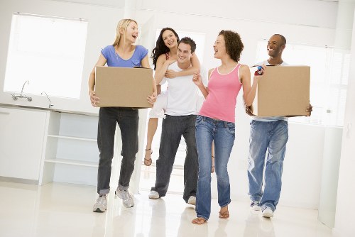 Van and moving boxes in Hendon with transparent pricing concept