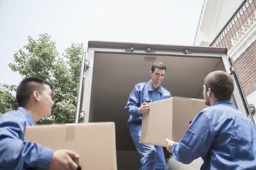 Moving van service information for Hendon residential moves