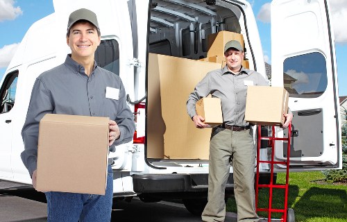 Moving van service for Hendon homes and flats