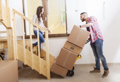 Packing and protecting fragile items for a Hendon move