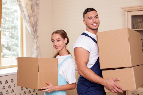 Load-based van quote for a local move in Hendon