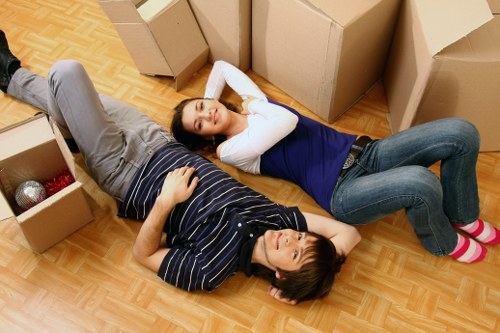 Local moving van support for Hendon households and businesses