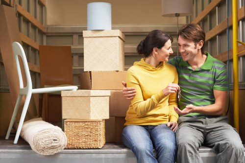 Booking a local moving van for Hendon and nearby areas